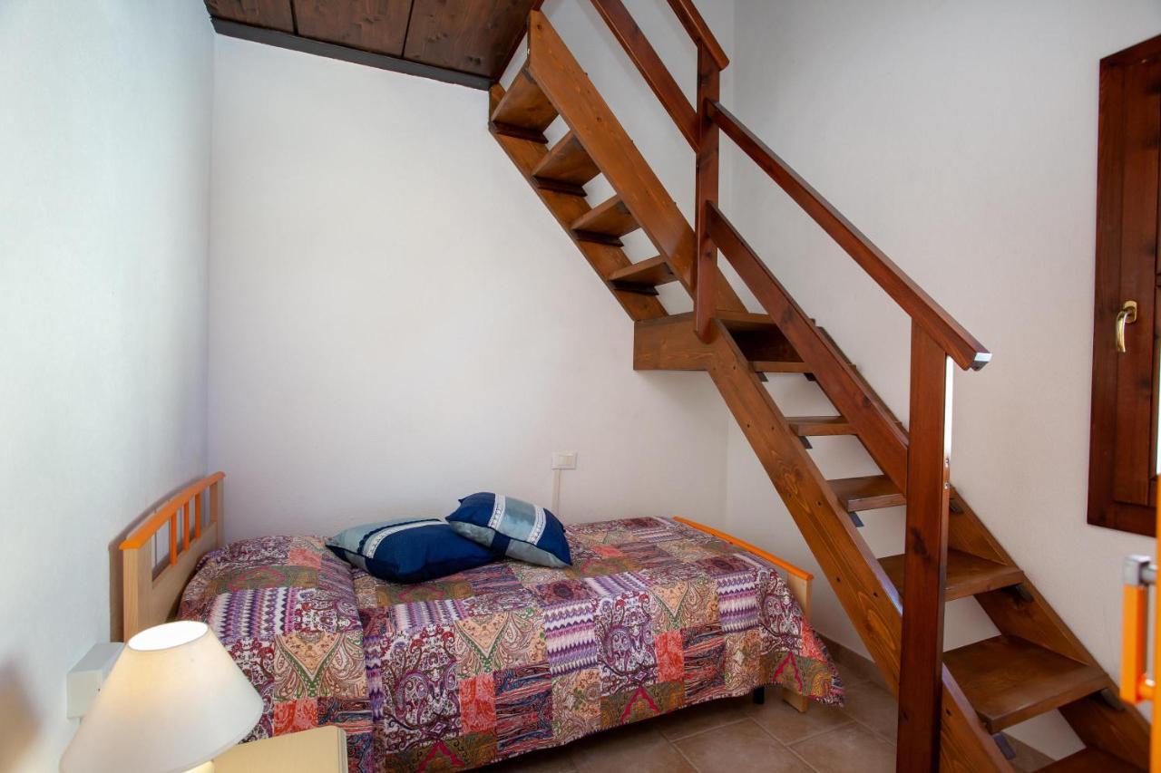 Delta 3 Apartman Orosei Kültér fotó
